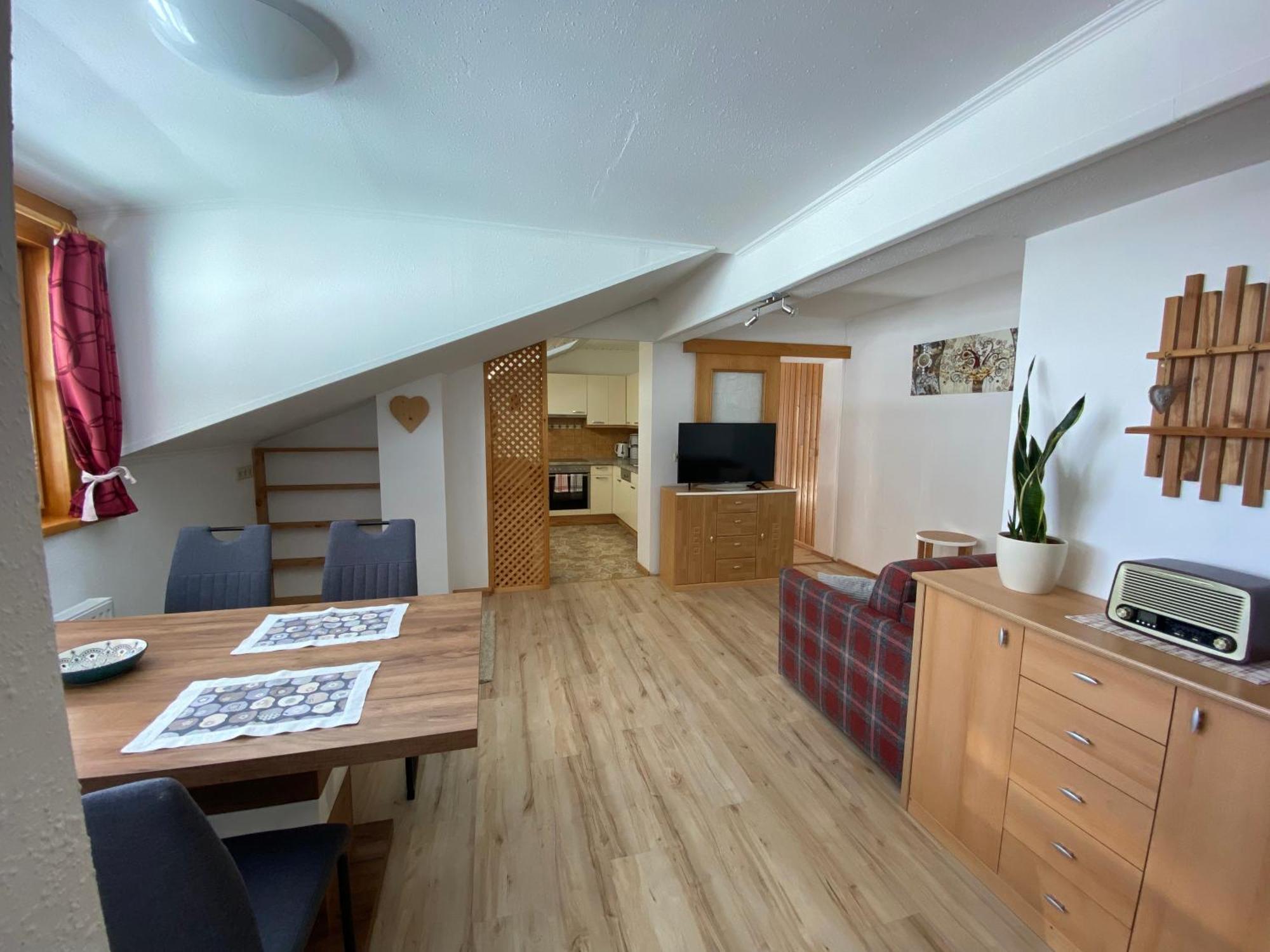 Haus Latschenheim Apartamento Ramsau am Dachstein Exterior foto