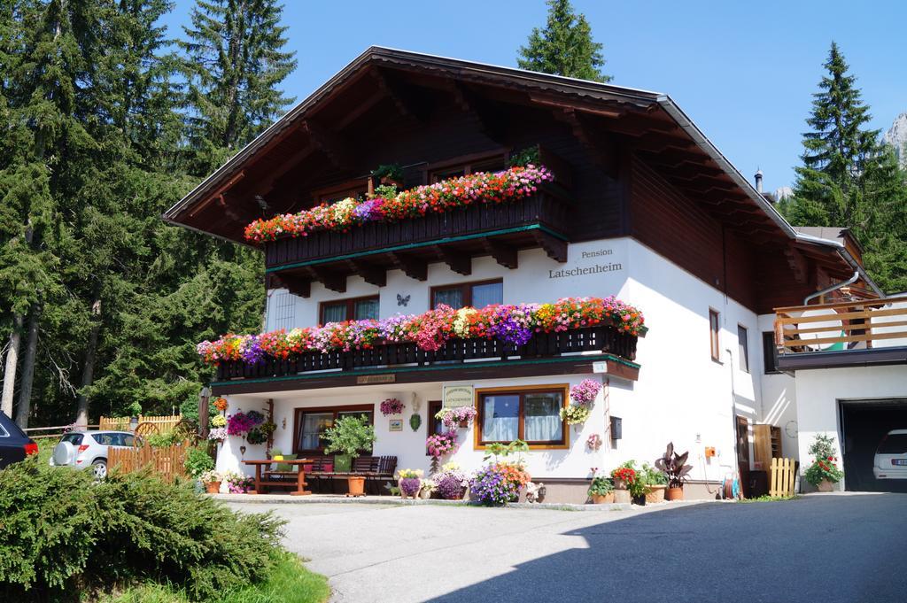 Haus Latschenheim Apartamento Ramsau am Dachstein Exterior foto